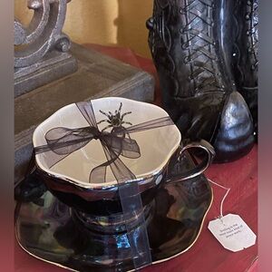 PARK CHATEAU NEW Spider Teacup & Saucer Set Black Iridescent & White W/Gold Trim